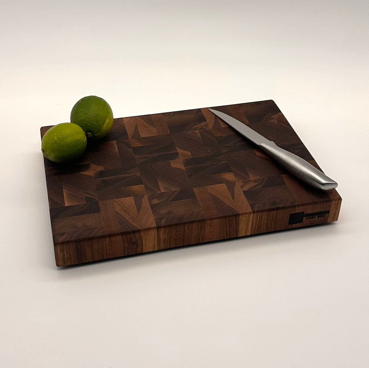 Stirnholz-Schneidebrett Nussbaum, Mosaik-Design