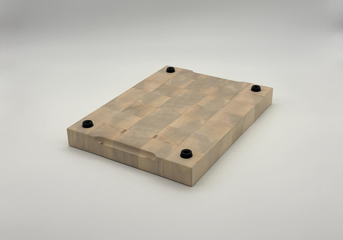 Stirnholz-Schneidebrett aus Ahorn – handgefertigt, 33x25 cm, rutschfest & messerschonend