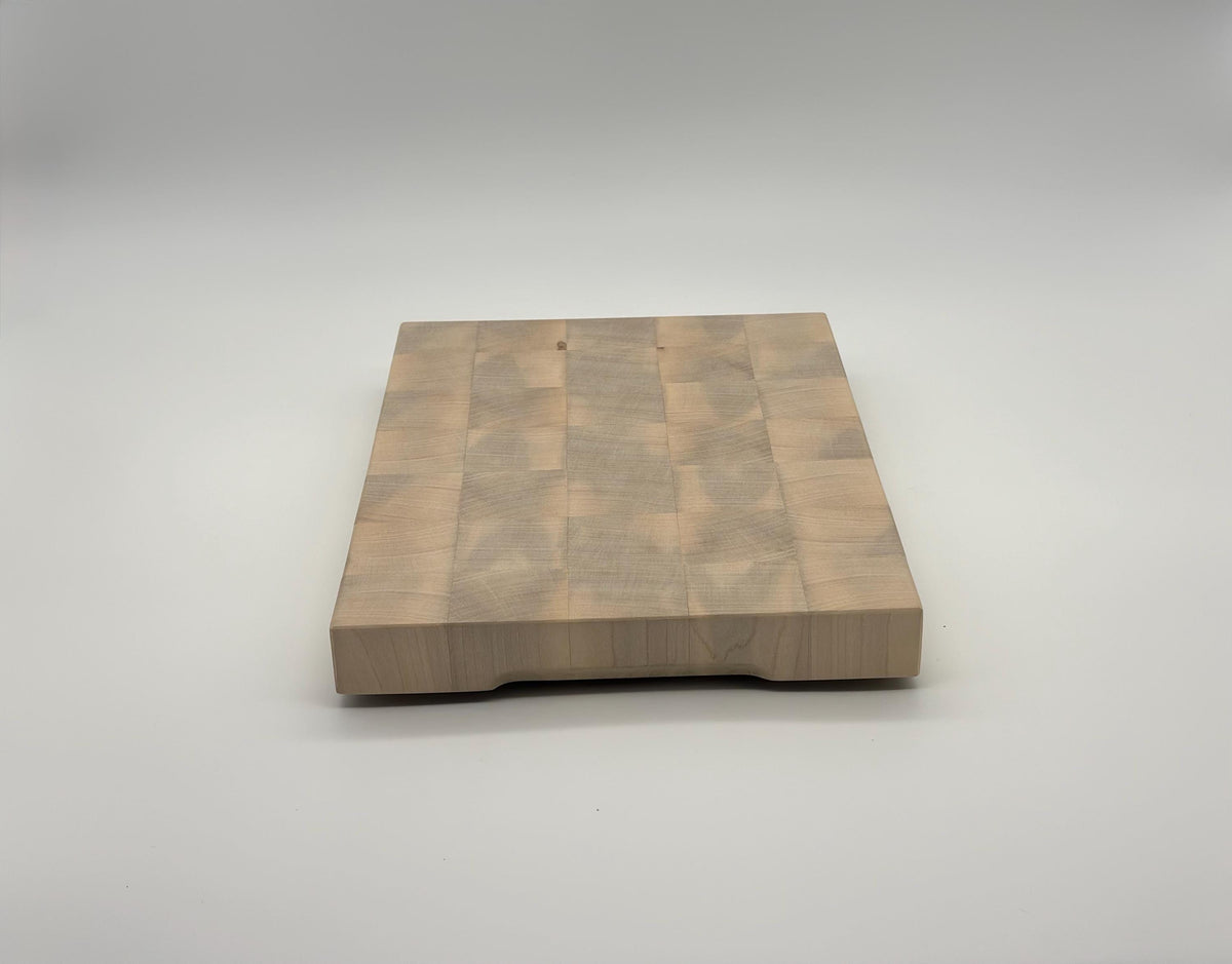 Stirnholz-Schneidebrett aus Ahorn – handgefertigt, 33x25 cm, rutschfest & messerschonend